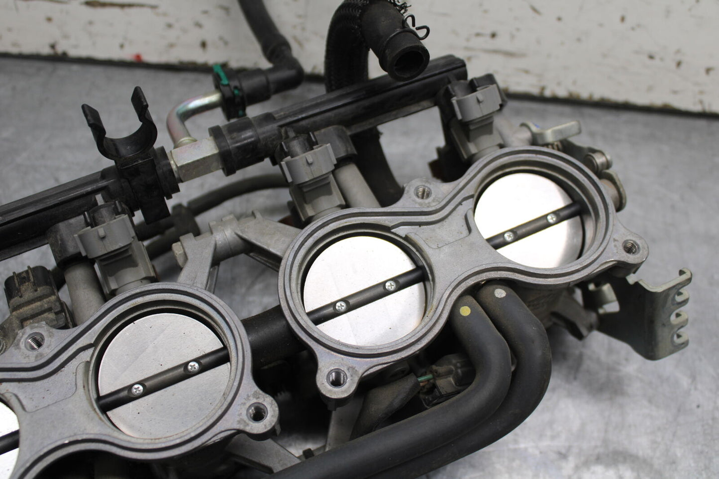 11-24 SUZUKI GSXR750 MAIN FUEL INJECTORS / THROTTLE BODIES 13406-15J00 BB714