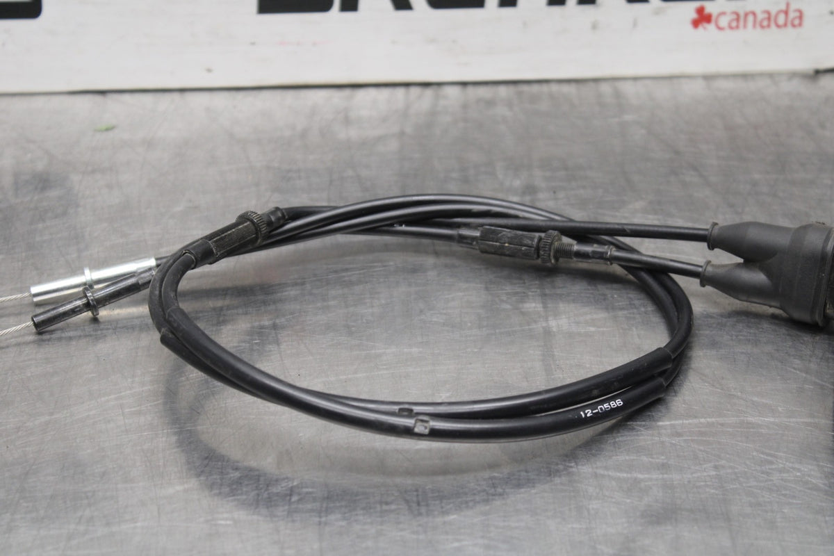 24-25 KAWASAKI NINJA ZX6R THROTTLE CABLES LINES & HOUSING BB939