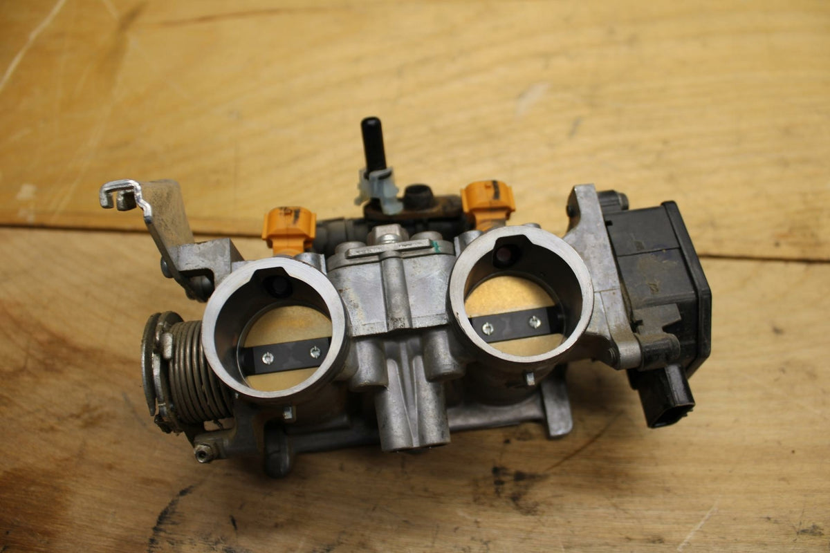 13-15 HONDA CBR500R MAIN FUEL INJECTORS / THROTTLE BODIES 16400-MGZ-A02 BB315