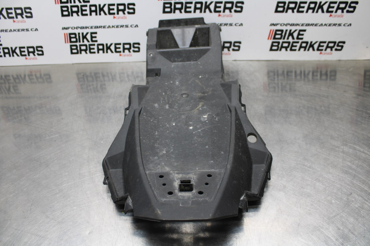 13-17 KAWASAKI NINJA 300 EX300 REAR TAIL UNDERTAIL BATTERY TRAY PLASTIC BB187