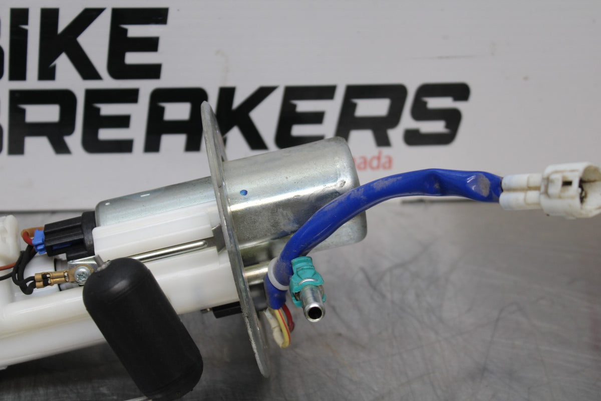 06-07 SUZUKI GSXR 600 FUEL PUMP GAS PETROL SENDER UNIT BB170