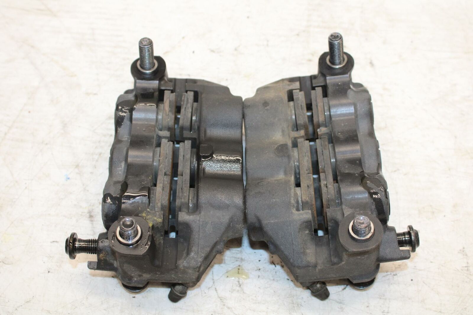09-14 YAMAHA YZF R1 RIGHT LEFT FRONT BRAKE CALIPER SET PAIR CALIPERS BB286
