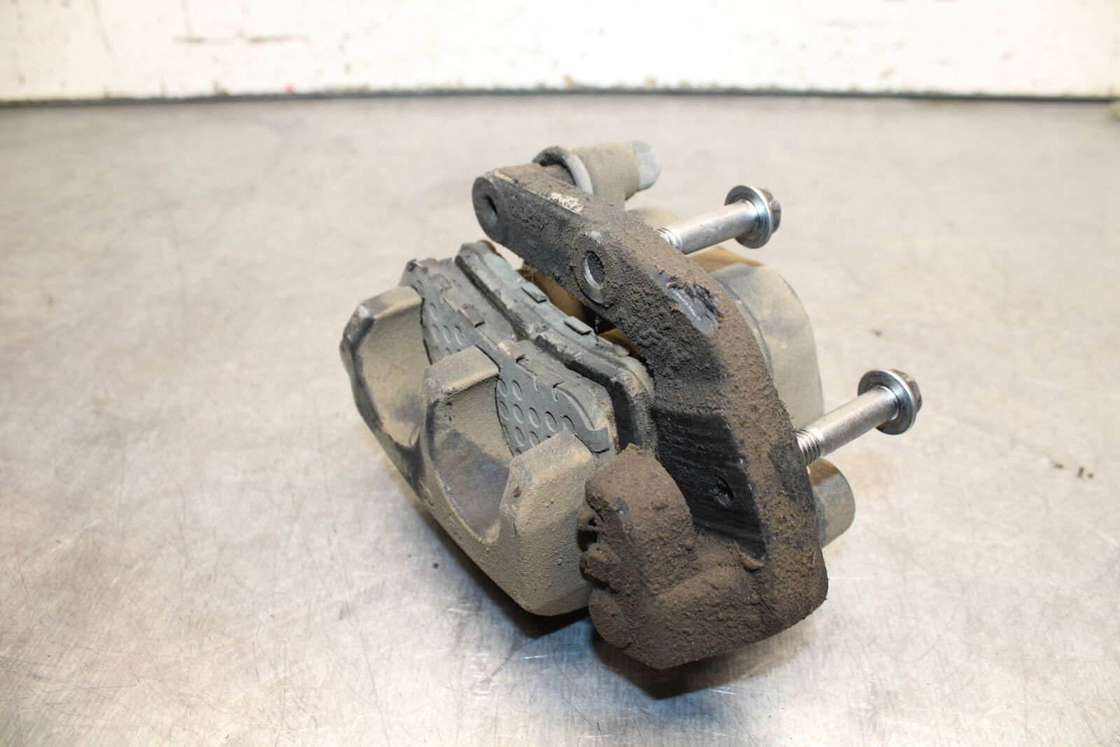 16-17 KAWASAKI VULCAN S 650 EN650 ABS RIGHT FRONT BRAKE CALIPER BB731