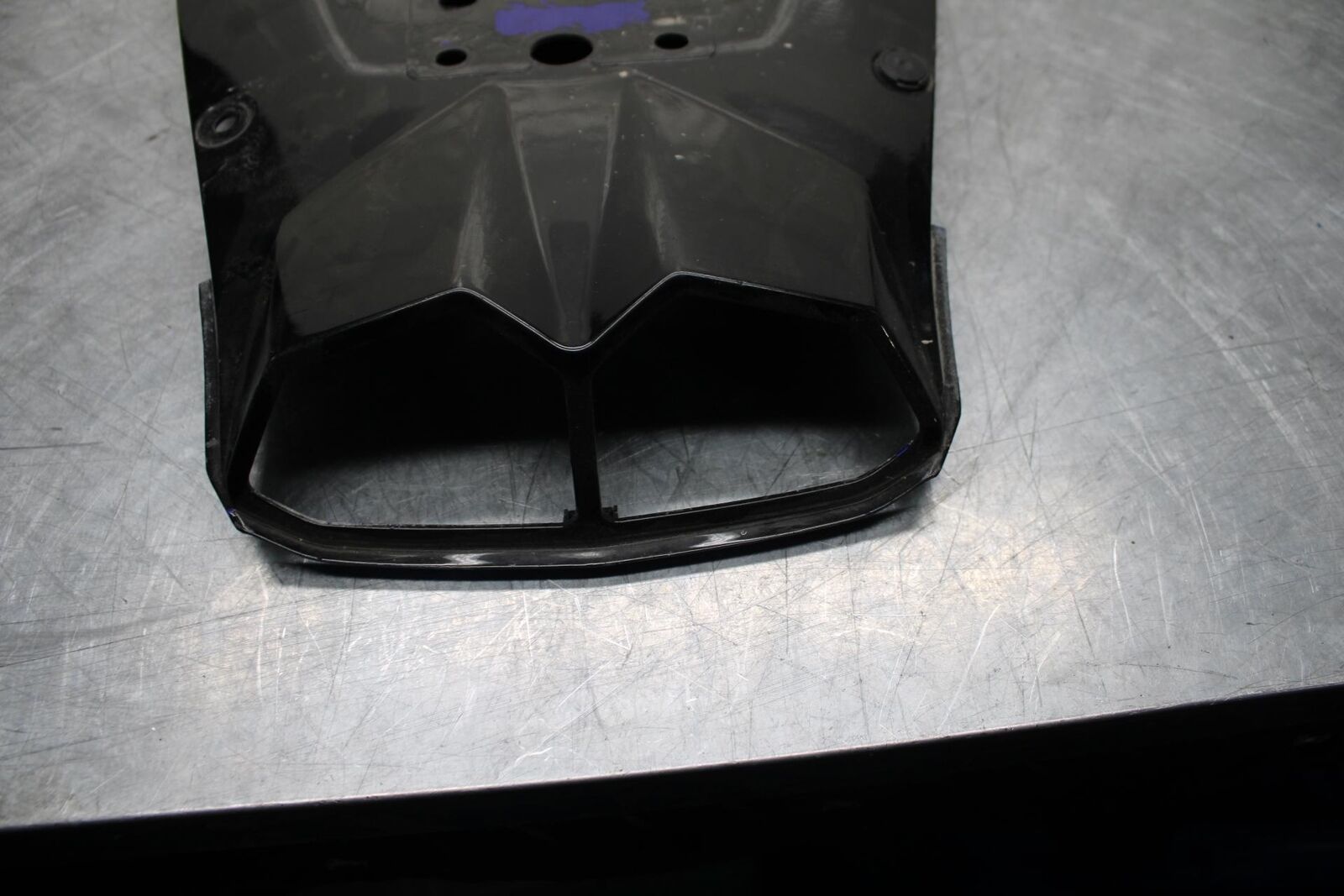 05 YAMAHA YZF R6S BLACK REAR BACK TAIL UNDERTAIL FAIRING COWL FENDER BB462