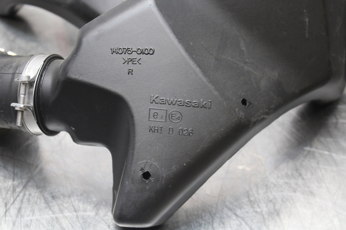 23-24 KAWASAKI NINJA ZX14R NEW!! RIGHT LEFT AIR INTAKE DUCTS BB153