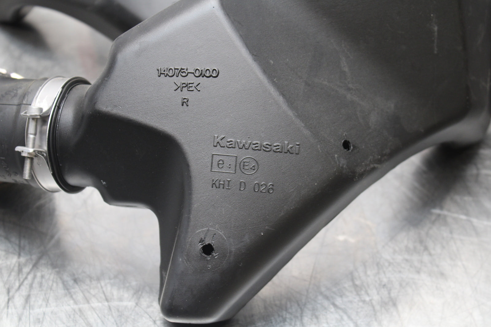 23-24 KAWASAKI NINJA ZX14R NEW!! RIGHT LEFT AIR INTAKE DUCTS BB153