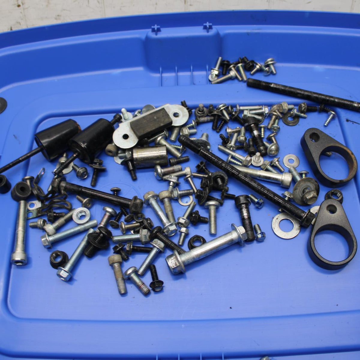 17-23 SUZUKI GSXR 250 GSX250RL8  MOUNTING BOLTS HARDWARE MOTOR SCREWS BB490