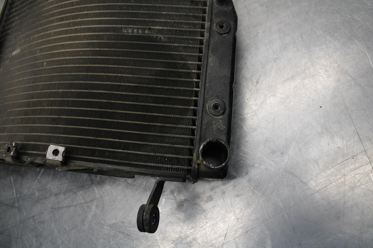 05 YAMAHA YZF R6S ENGINE RADIATOR MOTOR COOLER COOLING RADIATER BB462