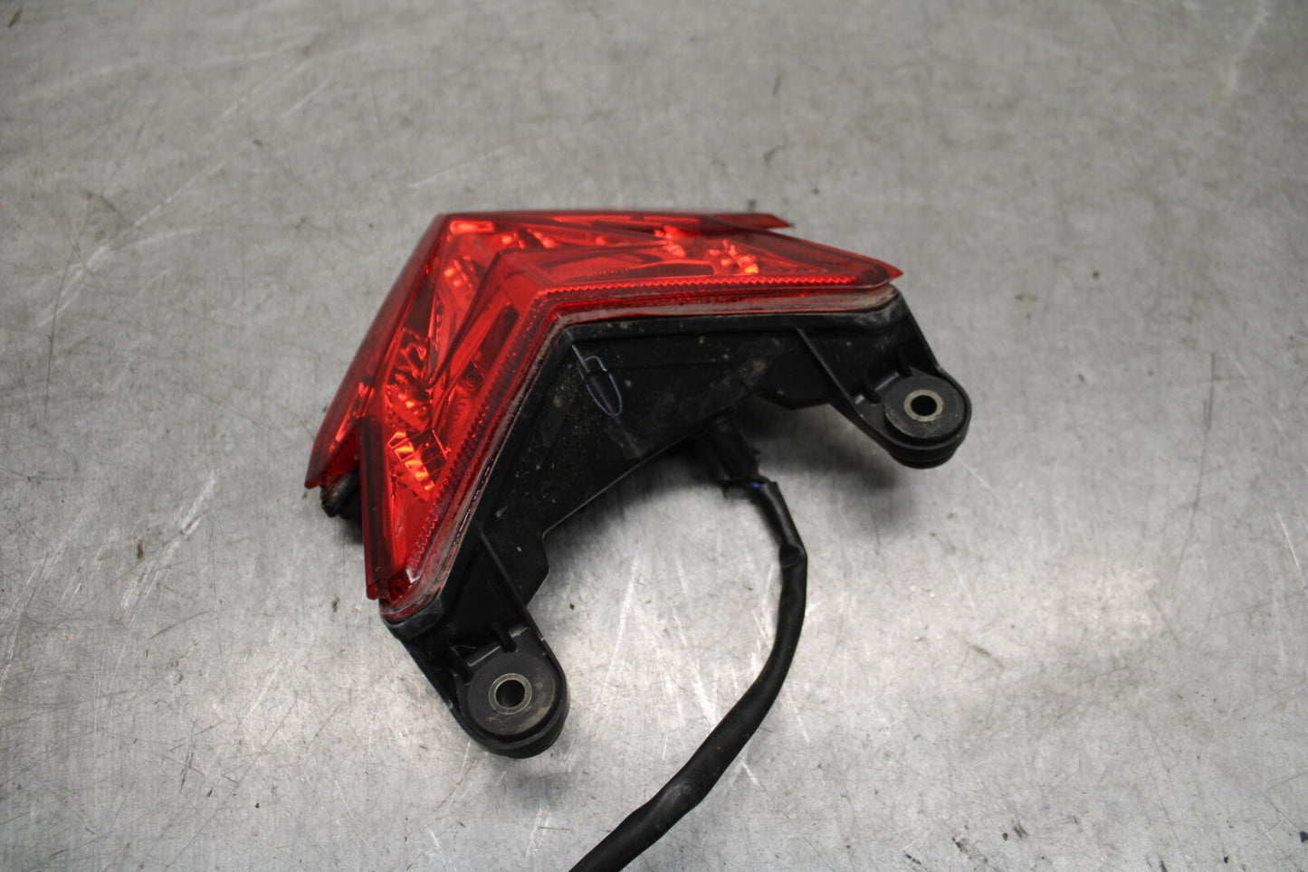 13-18 KAWASAKI NINJA ZX6R REAR TAIL TAILLIGHT BACK BRAKE LIGHT 23025-0345 BB666
