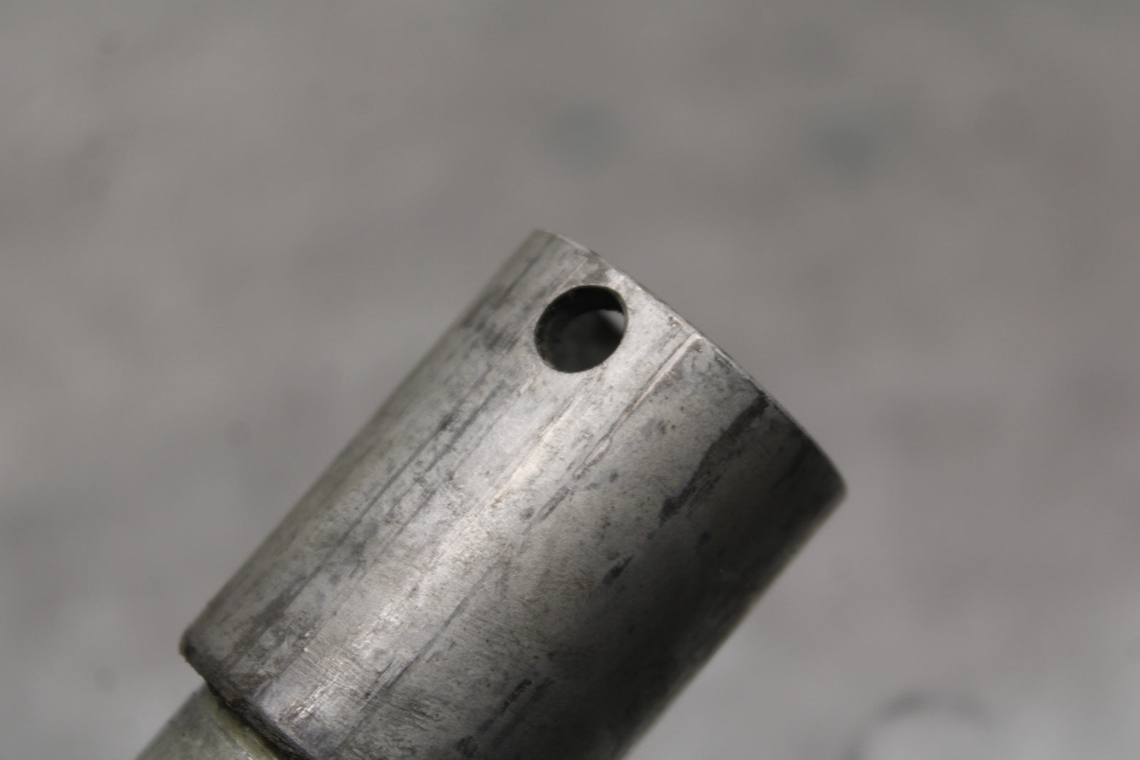 17-21 HONDA CBR1000RR SP FRONT WHEEL RIM AXLE PIVOT BOLT BB681