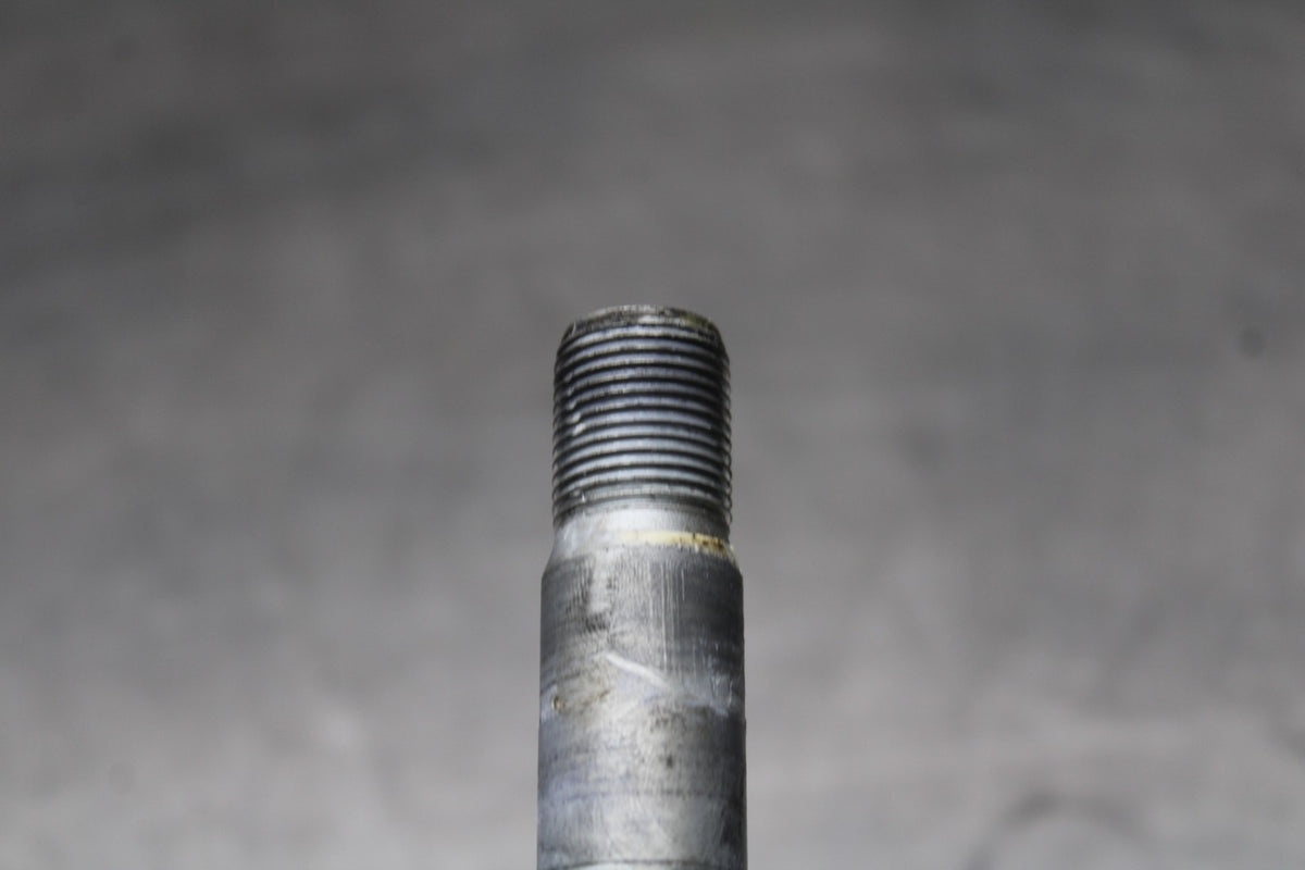 19 MOTO GUZZI V7 III FRONT WHEEL RIM AXLE PIVOT BOLT BB831