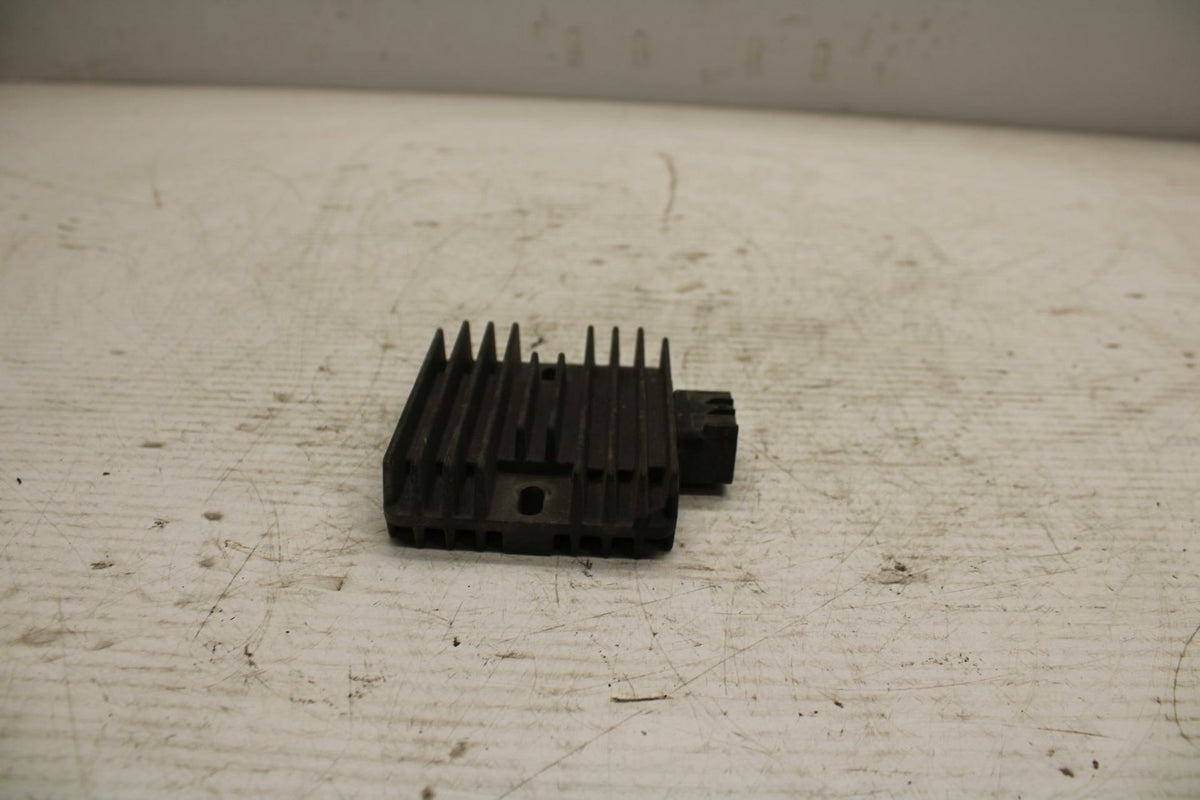 07 YAMAHA YZF R6 2c0 RECTIFIER VOLTAGE REGULATOR 4XY-81960-00-00 BB297