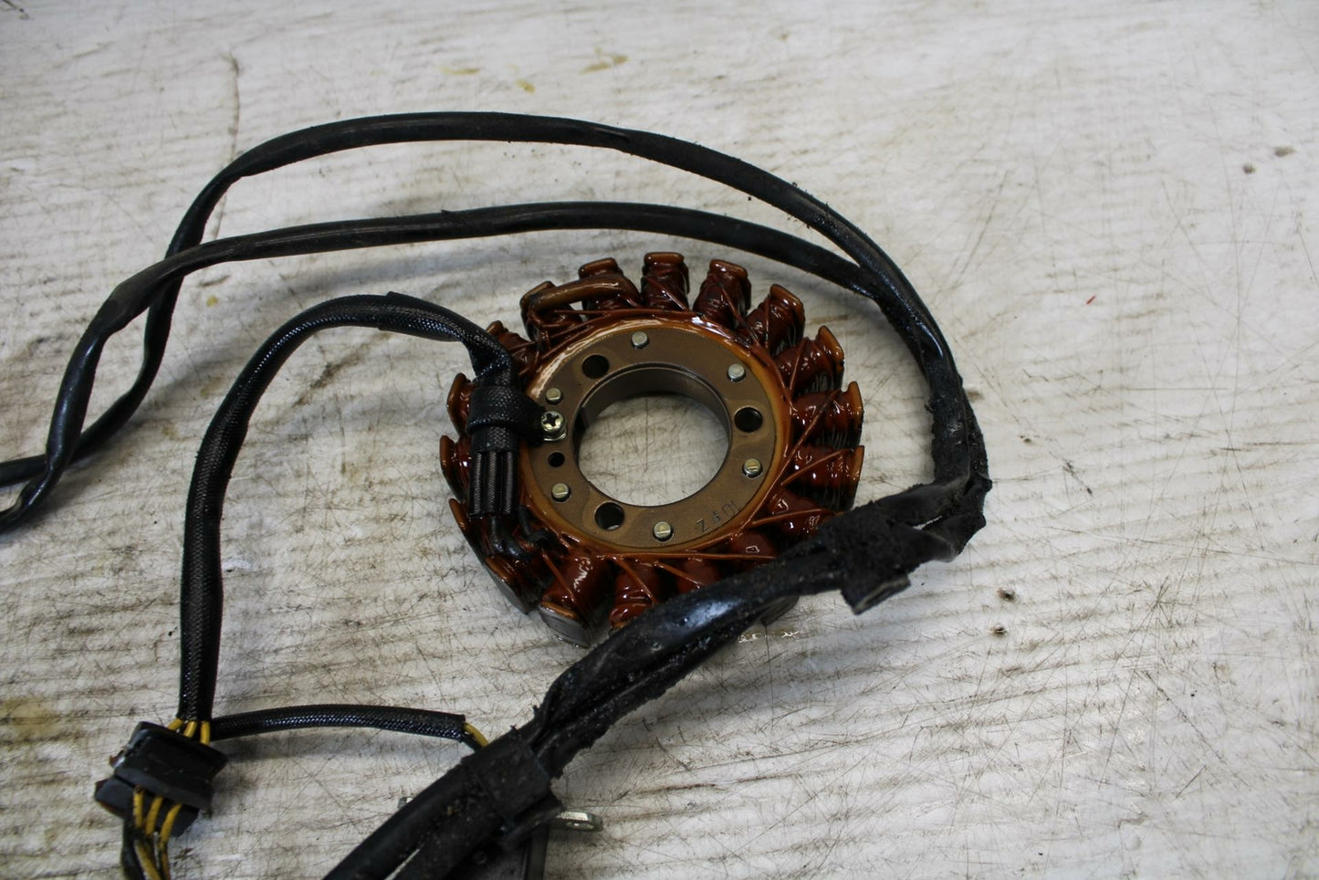 90-07 KAWASAKI ZZR 250 STATOR GENERATOR ALTERNATOR MAGNETO BB298