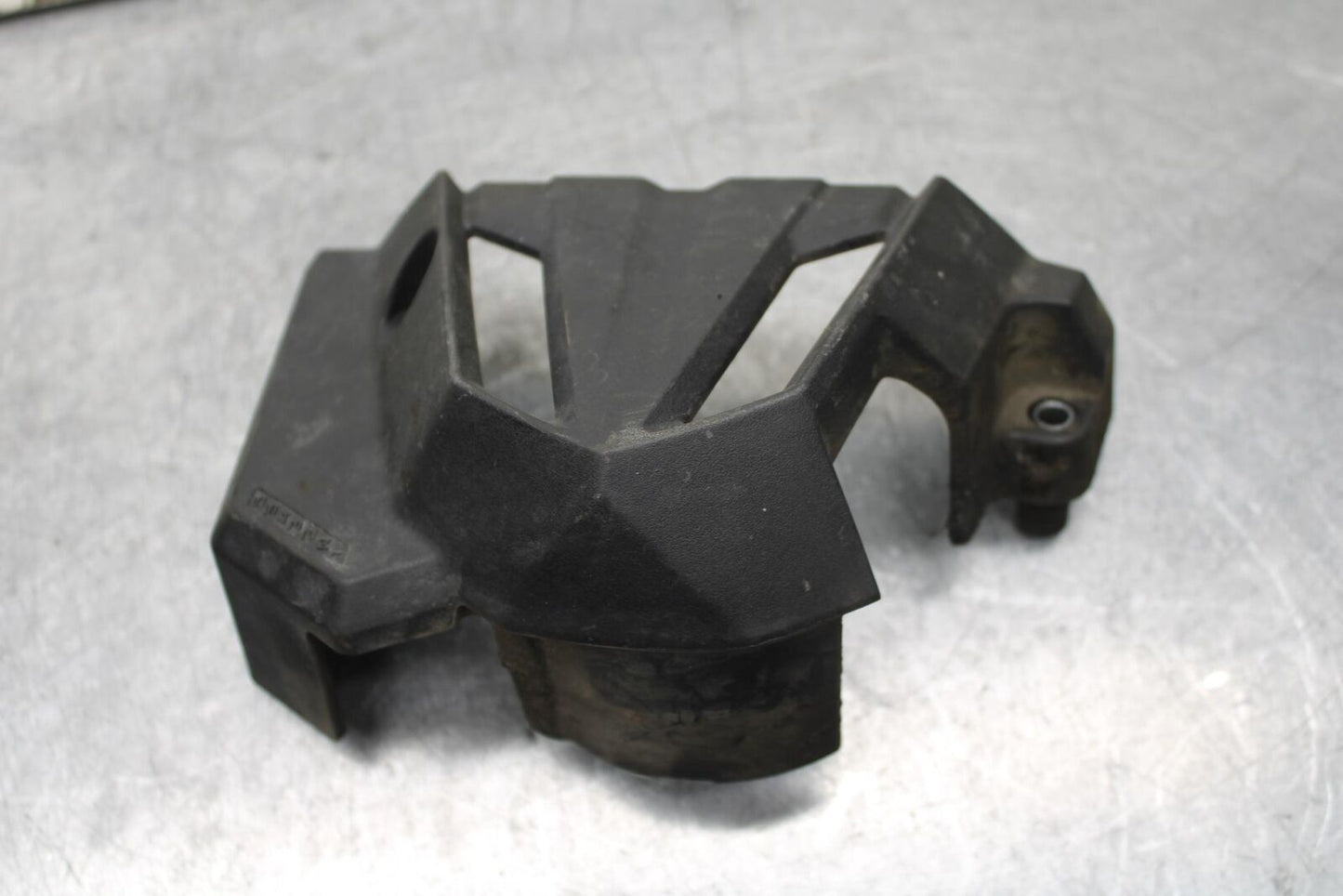 15-16 KAWASAKI EX300 ENGINE SPROCKET COVER BB635