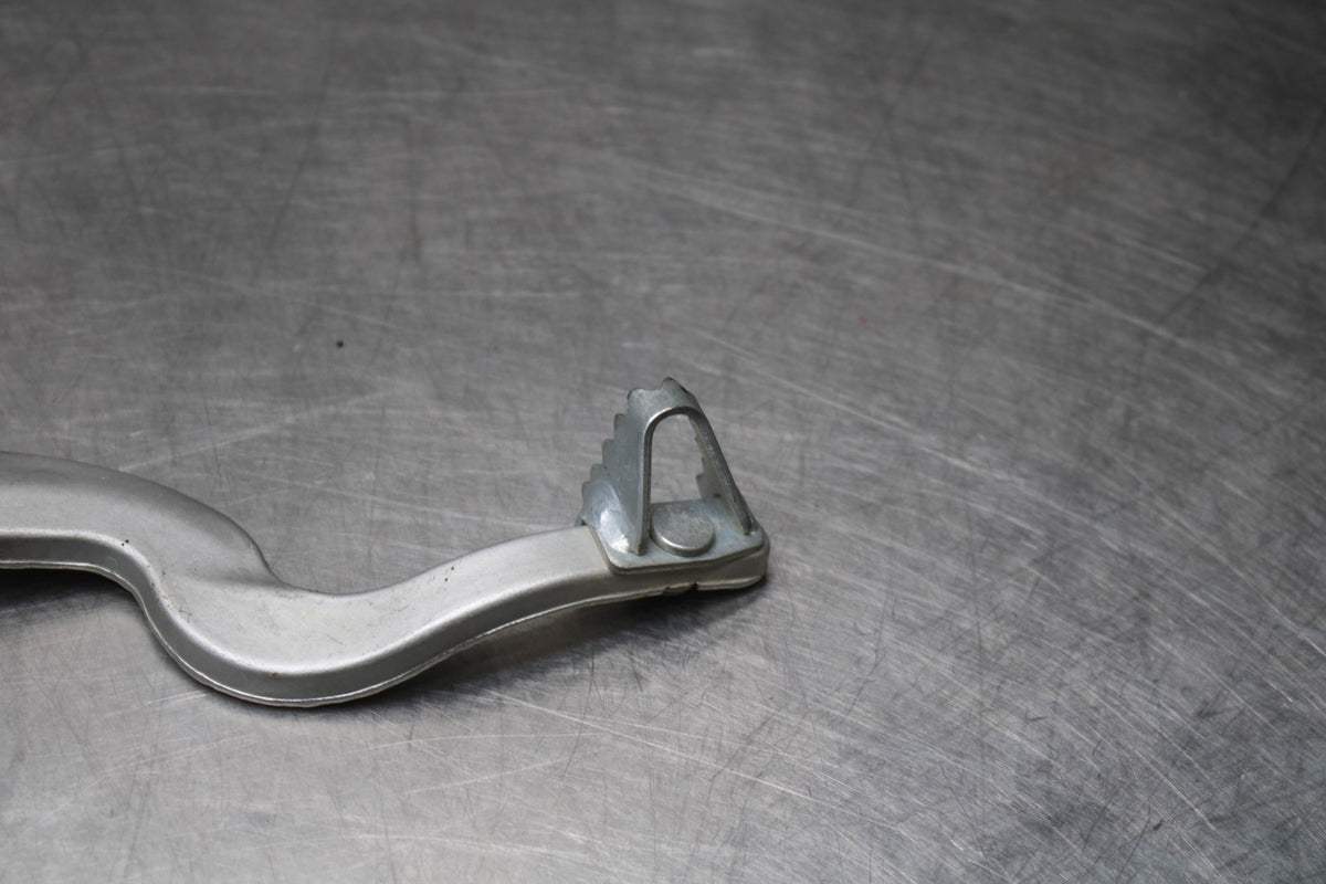 18 YAMAHA SUPER TENERE RIGHT REARSET BRAKE FOOT PEDAL BB832