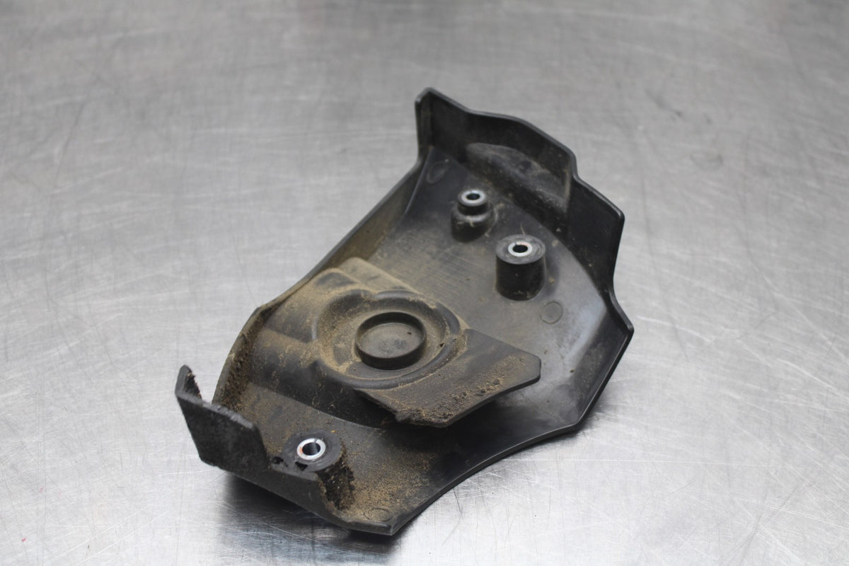 14-17 YAMAHA FZ07 ENGINE SPROCKET COVER BB843