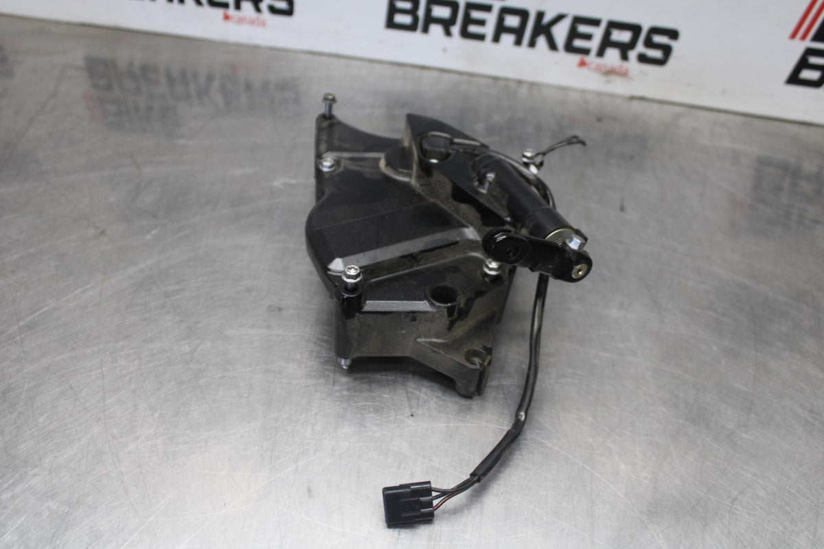 15-26 SUZUKI GSXR600 ENGINE SPROCKET COVER BB888