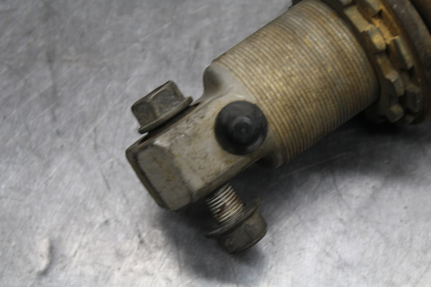 93-94 KAWASAKI NINJA ZX7R REAR BACK SHOCK ABSORBER SUSPENSION BB124