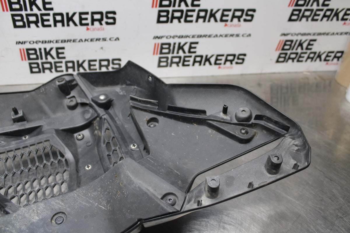 18 YAMAHA SUPER TENERE LEFT MID UPPER SIDE FAIRING COWL PLASTIC BB832