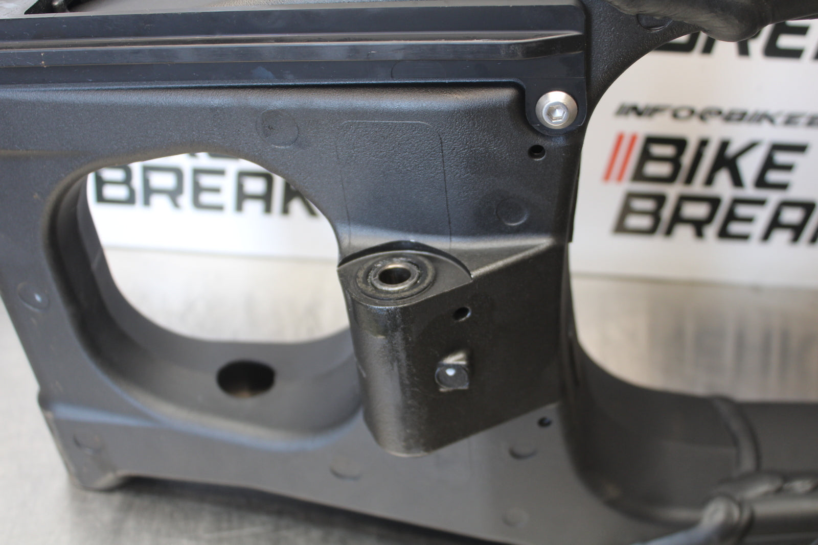 23-24 KAWASAKI NINJA ZX14R NEW!! REAR SWINGARM BACK SUSPENSION SWING ARM BB169