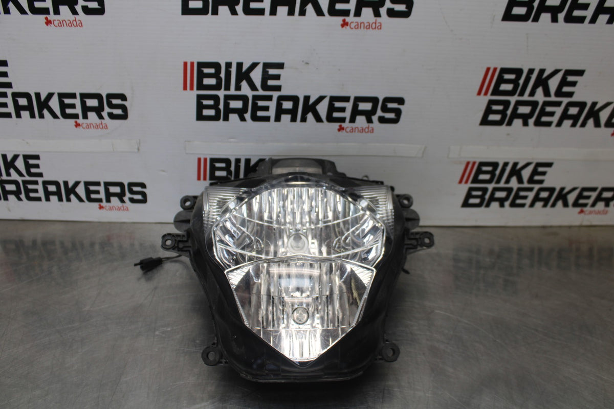 11-26 SUZUKI GSXR750 FRONT HEADLIGHT HEAD LIGHT LAMP BB900