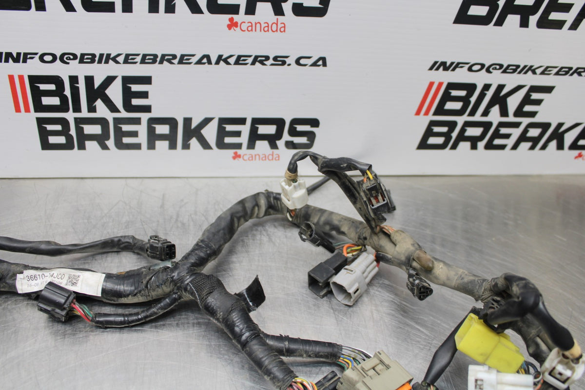 11-22 SUZUKI GSXR 600  MAIN ENGINE WIRING HARNESS MOTOR WIRE LOOM BB193