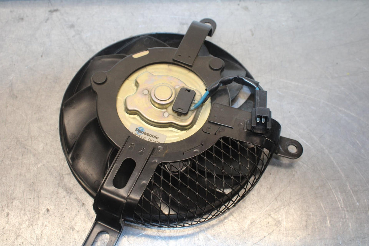 18 SUZUKI GSXR750 ENGINE RADIATOR COOLING FAN 17800-14J01 BB80