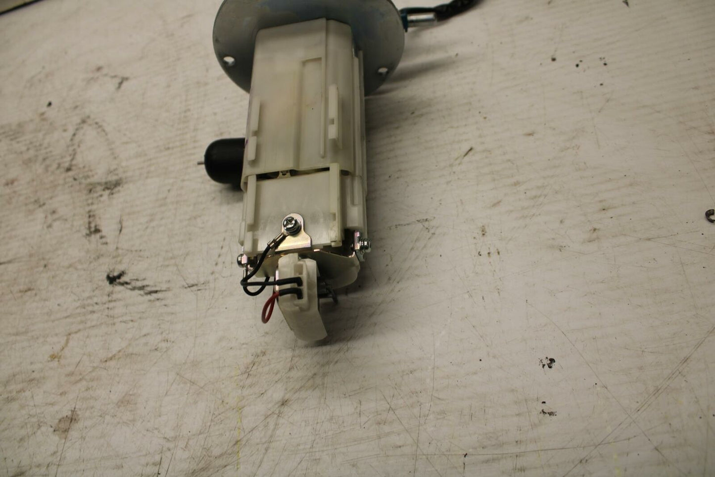 09-11 SUZUKI GSXR1000 FUEL PUMP GAS PETROL SENDER UNIT 15100-47H00 BB283