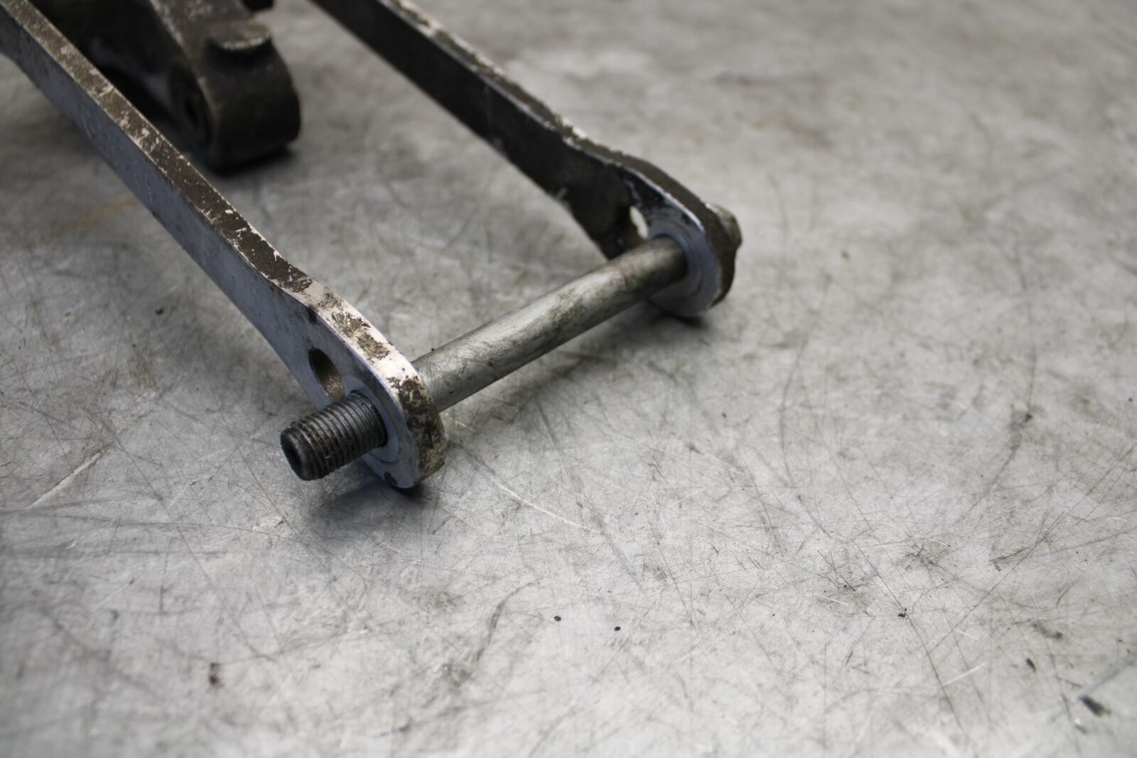 09-12 KAWASAKI NINJA ZX6R ZX600R REAR DOGBONE SHOCK LINKAGE LINK BB544