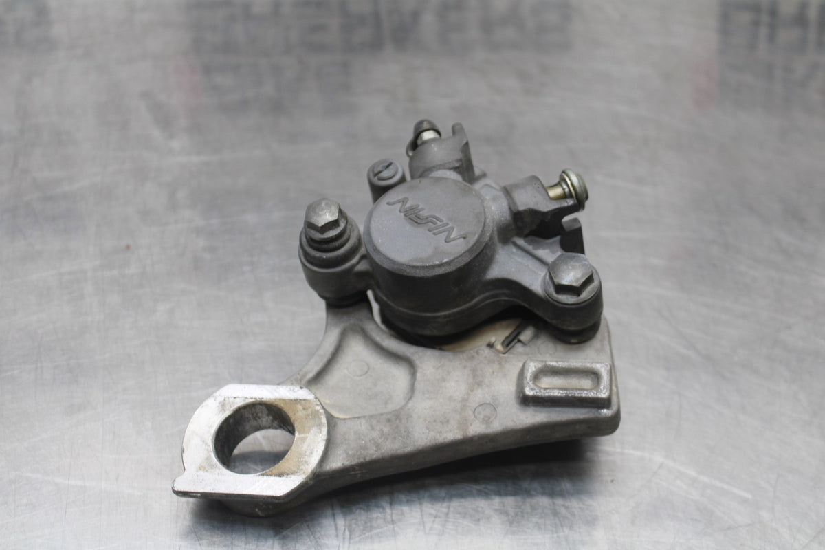 07 YAMAHA YZF R1 REAR BACK BRAKE CALIPER W MOUNT BRACKET BB826