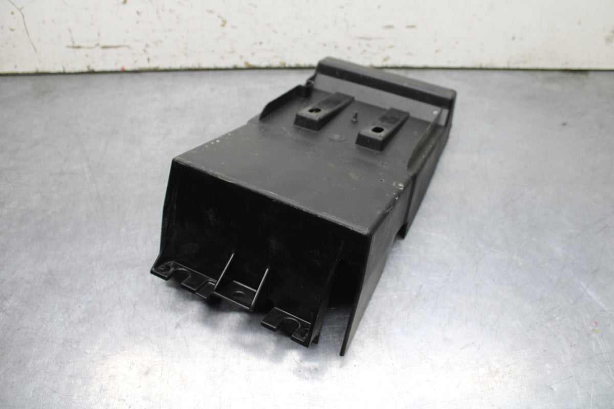 24 KAWASAKI NINJA 500 ABS REAR BACK TAIL UNDERTAIL BATTERY TRAY PLASTIC BB730