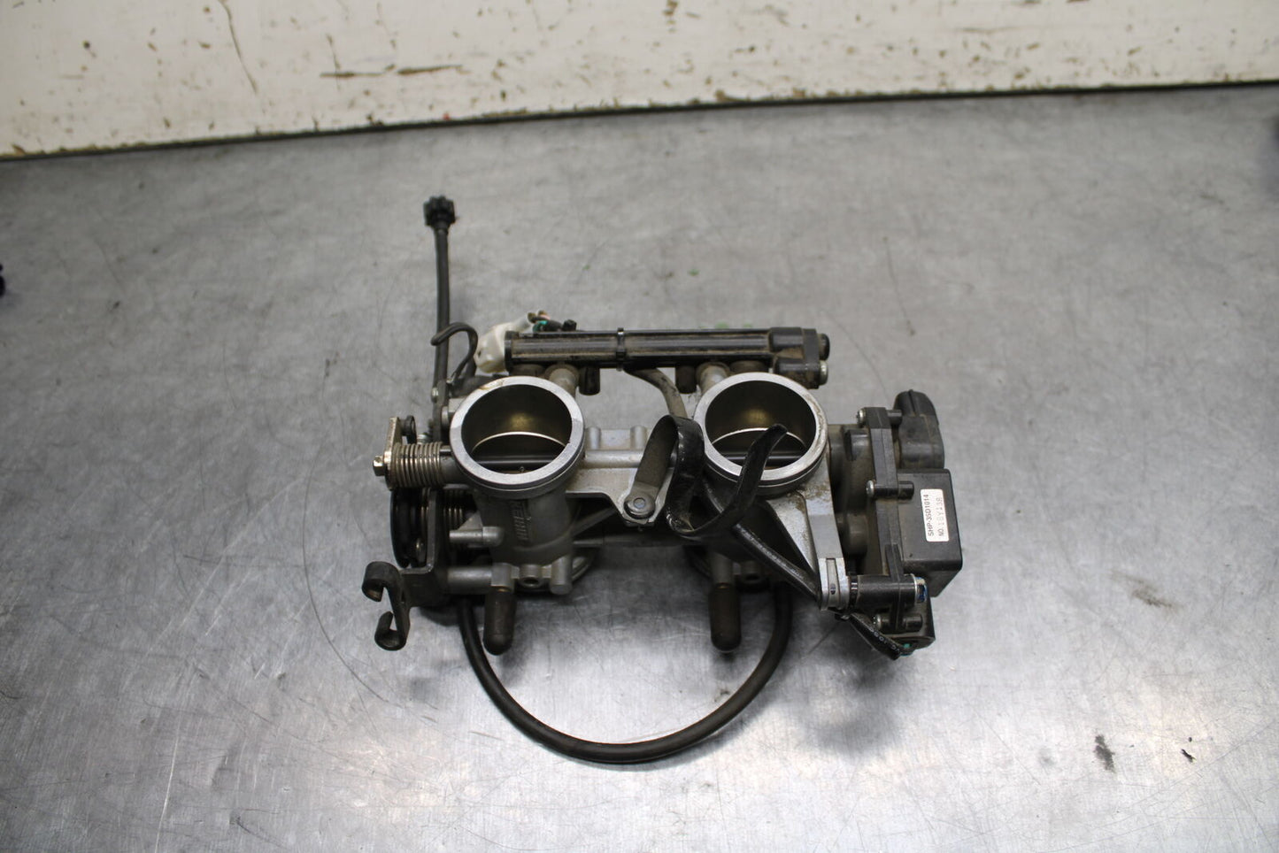 14-15 KAWASAKI NINJA 650 EX650F ABS MAIN FUEL INJECTORS / THROTTLE BODIES BB741