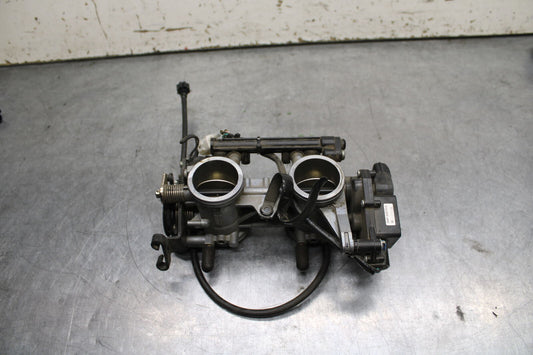 14-15 KAWASAKI NINJA 650 EX650F ABS MAIN FUEL INJECTORS / THROTTLE BODIES BB741