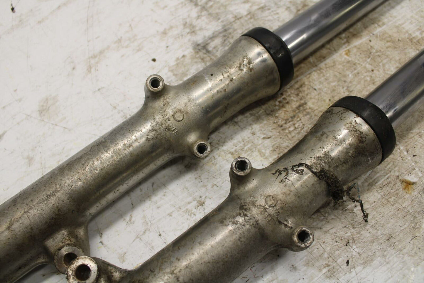 80-81 SUZUKI GS1000GL FRONT FORKS SHOCK SUSPENSION SET PAIR BB254