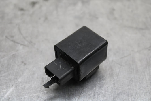 04-05 YAMAHA YZF R1 TURN SIGNAL BLINKER RELAY FLASHER SWITCH BB131