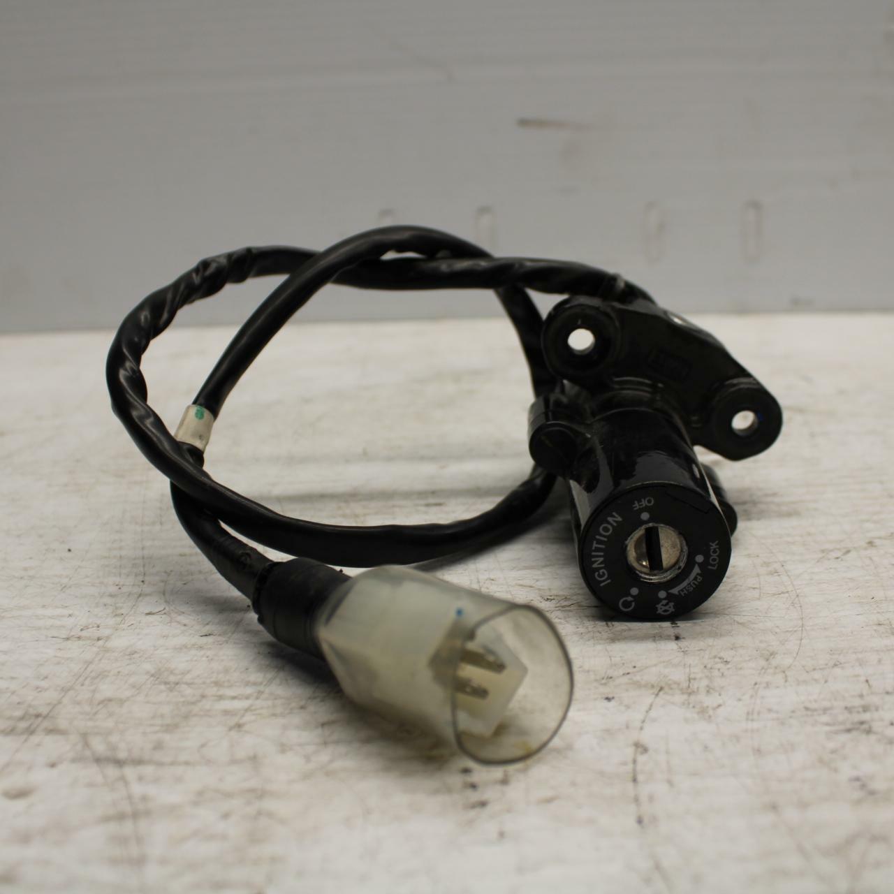 15-17 YAMAHA YZF R3 IGNITION LOCK W NO KEY BB293