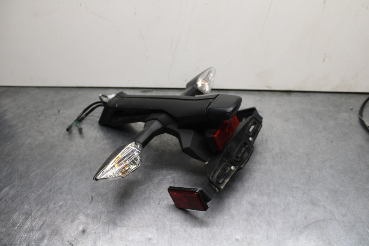 19-23 KAWASAKI NINJA ZX6R REAR BACK FENDER MUD GUARD BB749