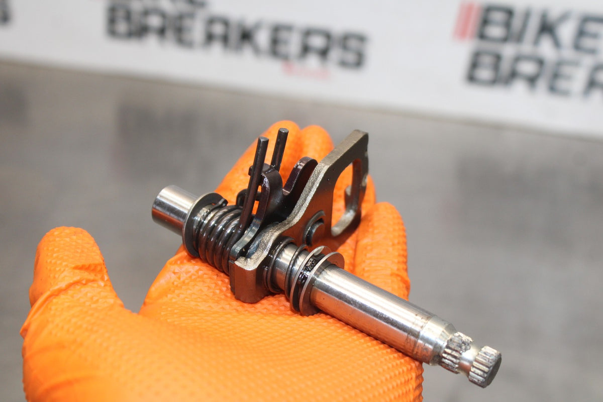 05-09 SUZUKI BOULEVARD C90 SHIFTER SHIFT SHAFT BB918