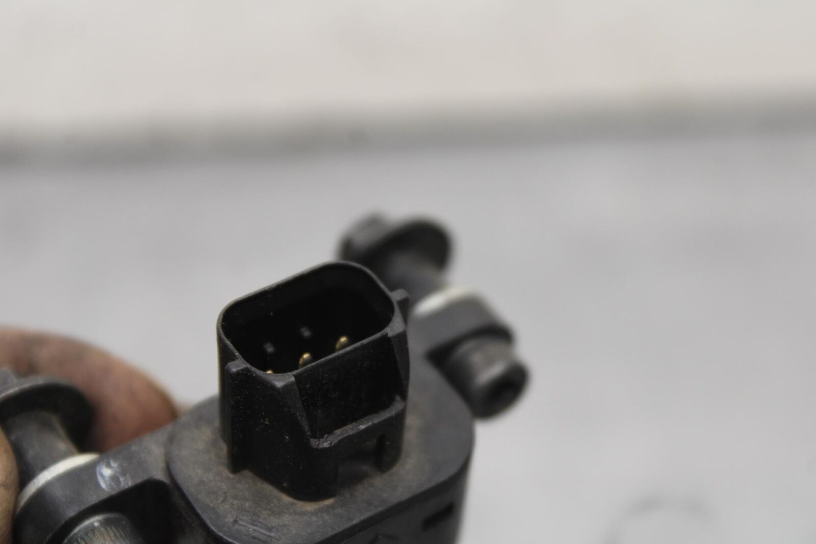 09-12 KAWASAKI NINJA ZX6R TIP OVER BANK ANGLE CRASH SENSOR SWITCH  BB640