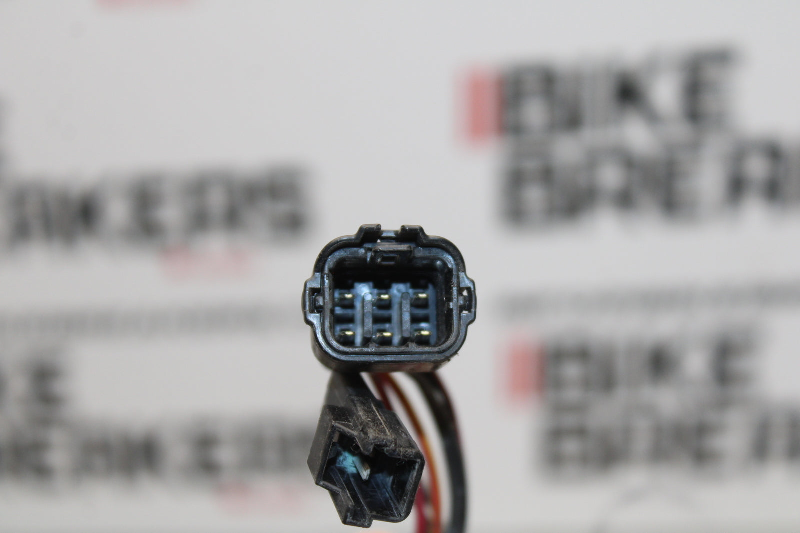 04-05 KAWASAKI NINJA ZX10R RIGHT CLIP ON HANDLE KILL OFF START SWITCHES BB163