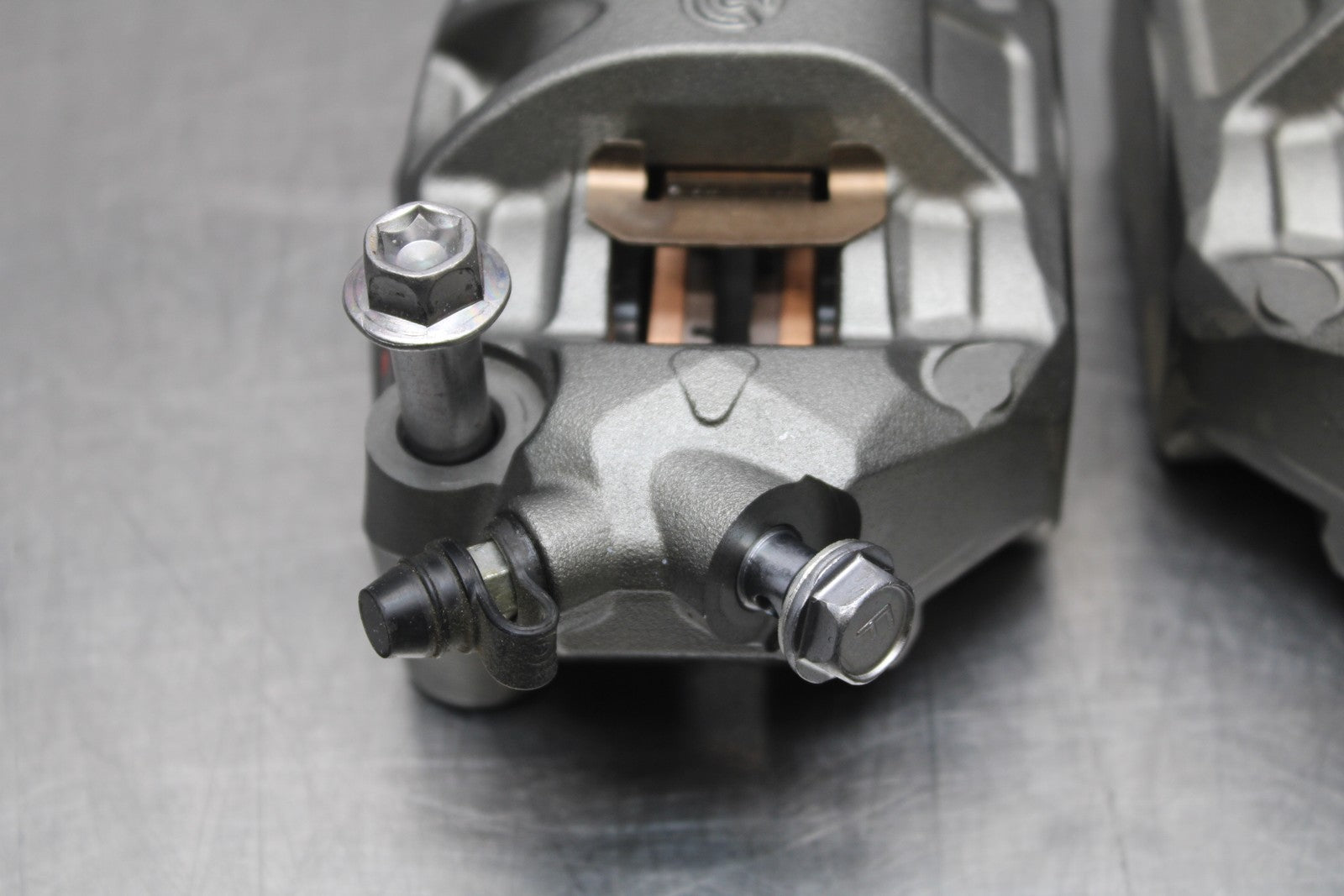 23-24 KAWASAKI NINJA ZX14R NEW!! RIGHT LEFT FRONT BRAKE CALIPER SET PAIR BB764