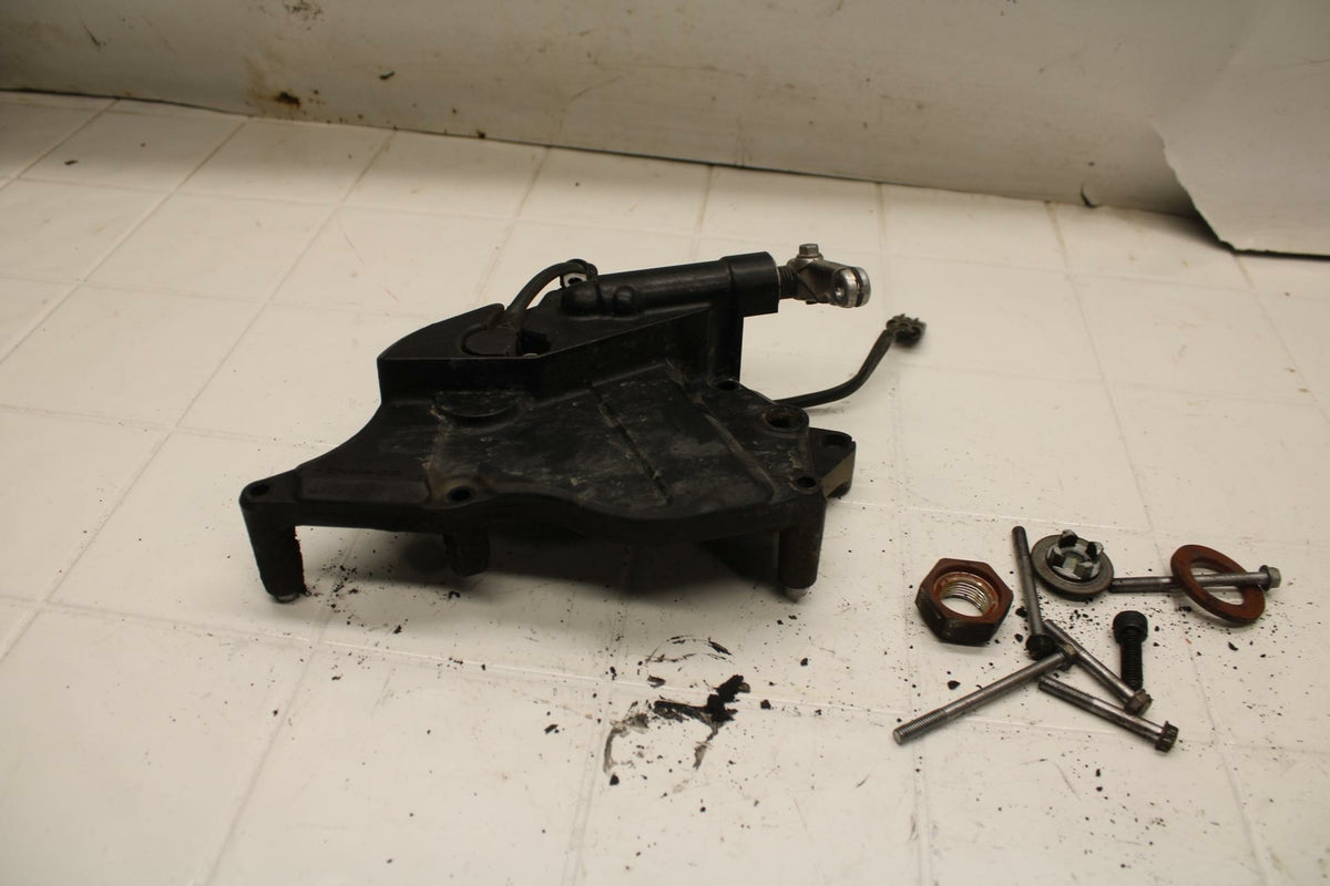 08-10 SUZUKI GSXR750 ENGINE SPROCKET COVER BB396
