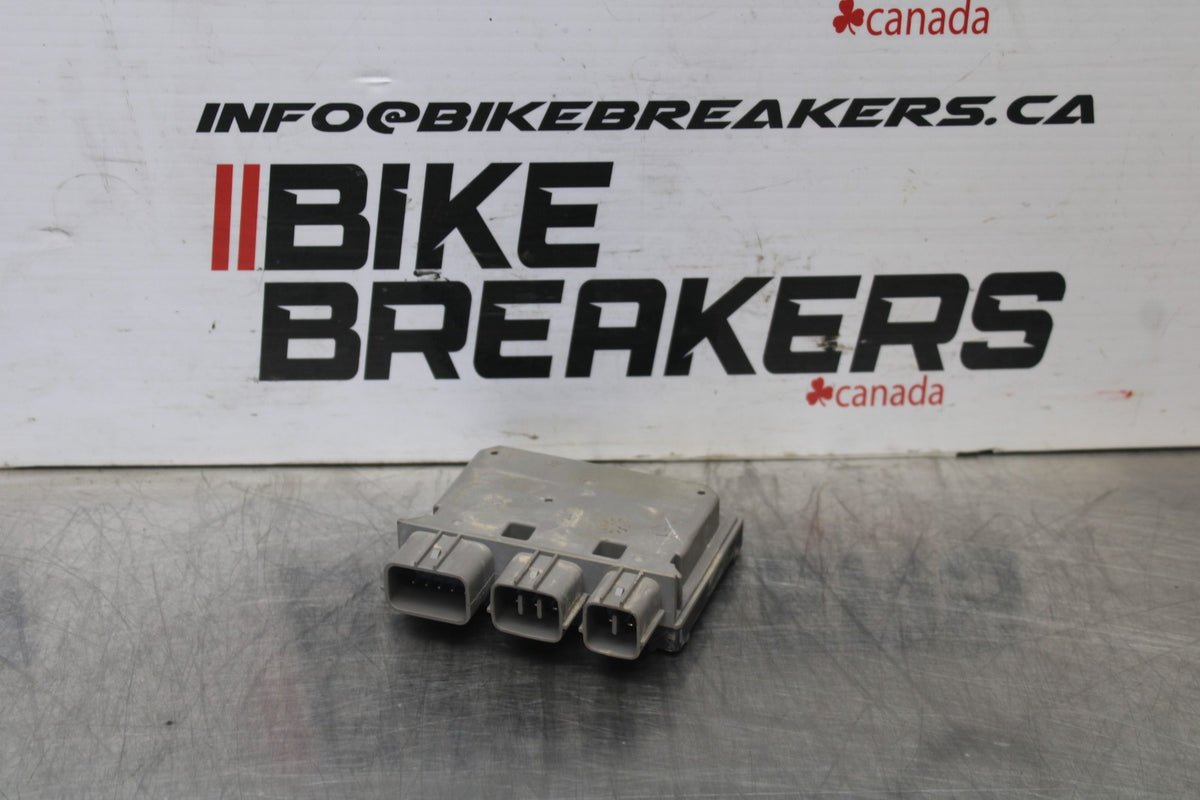 24-25 KAWASAKI NINJA ZX6R RELAY ASSEMBLY FUSE BOX BB785