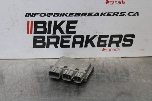 24-25 KAWASAKI NINJA ZX6R RELAY ASSEMBLY FUSE BOX BB785