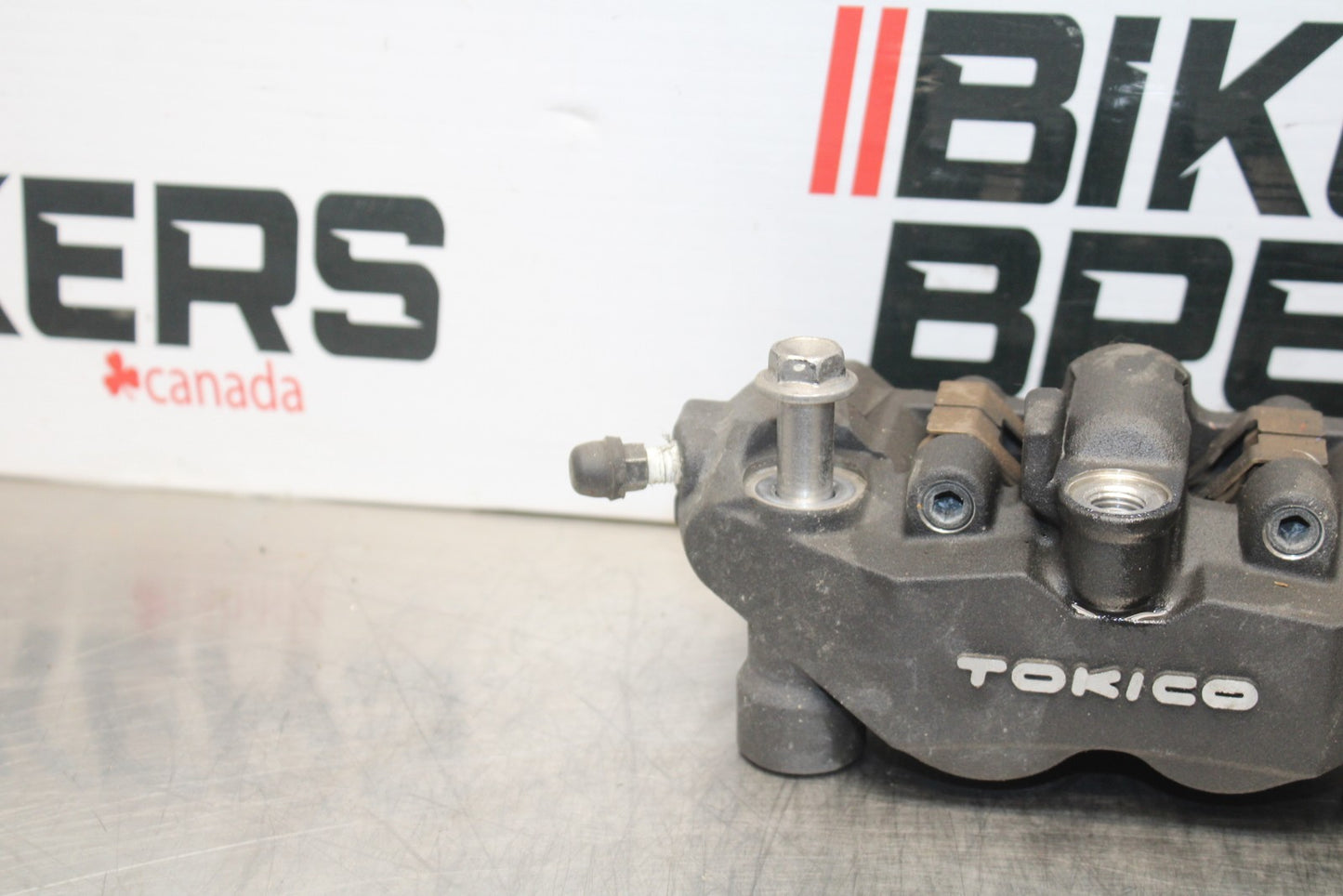 08-10 SUZUKI GSXR 600 RIGHT LEFT FRONT BRAKE CALIPER SET PAIR CALIPERS BB202