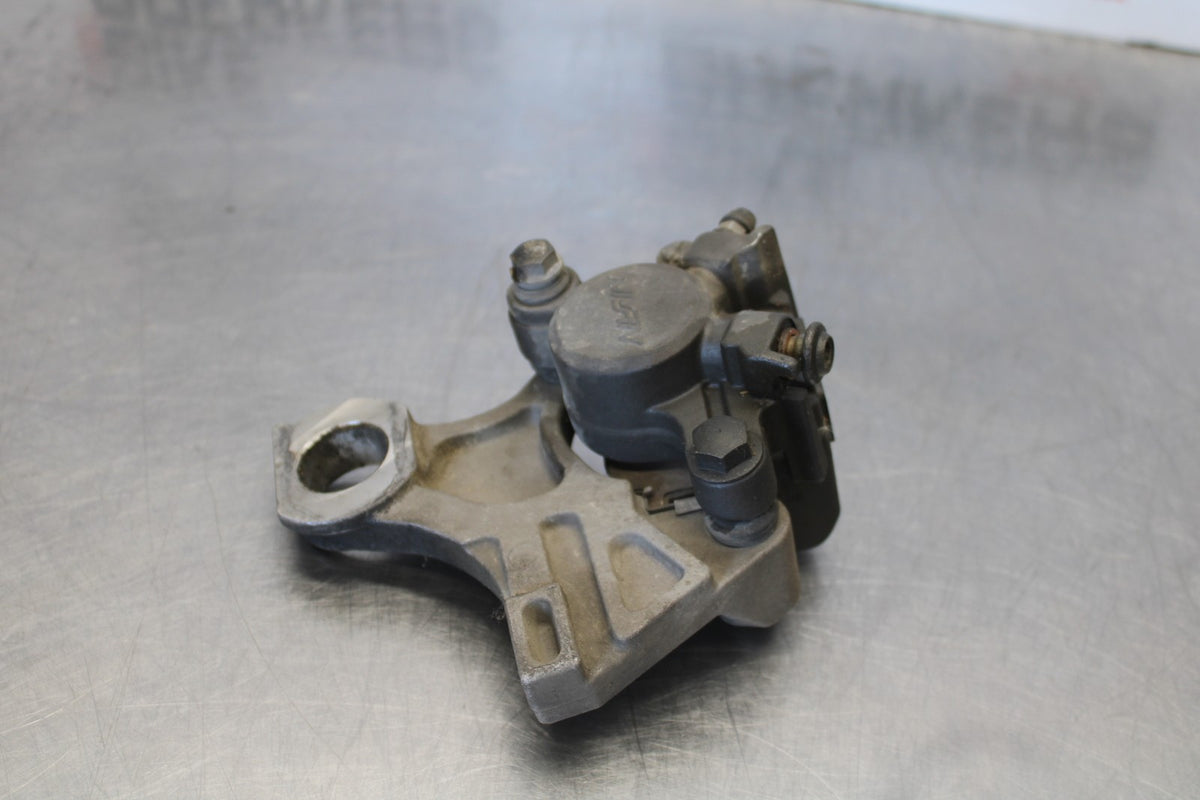 05 YAMAHA YZF R6 REAR BACK BRAKE CALIPER W MOUNT BRACKET BB894