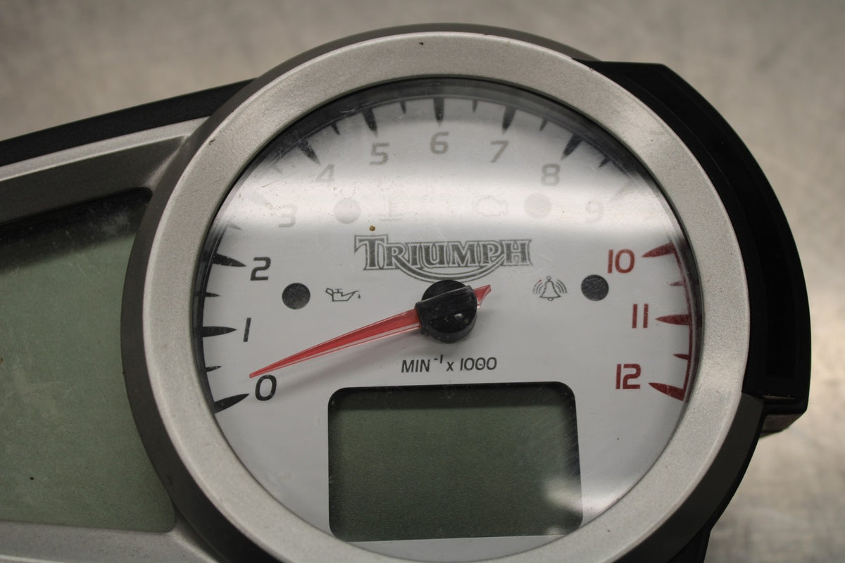 05-08 TRIUMPH SPEED TRIPLE 1050 SPEEDO GAUGES DISPLAY CLUSTER SPEEDOMETER BB933