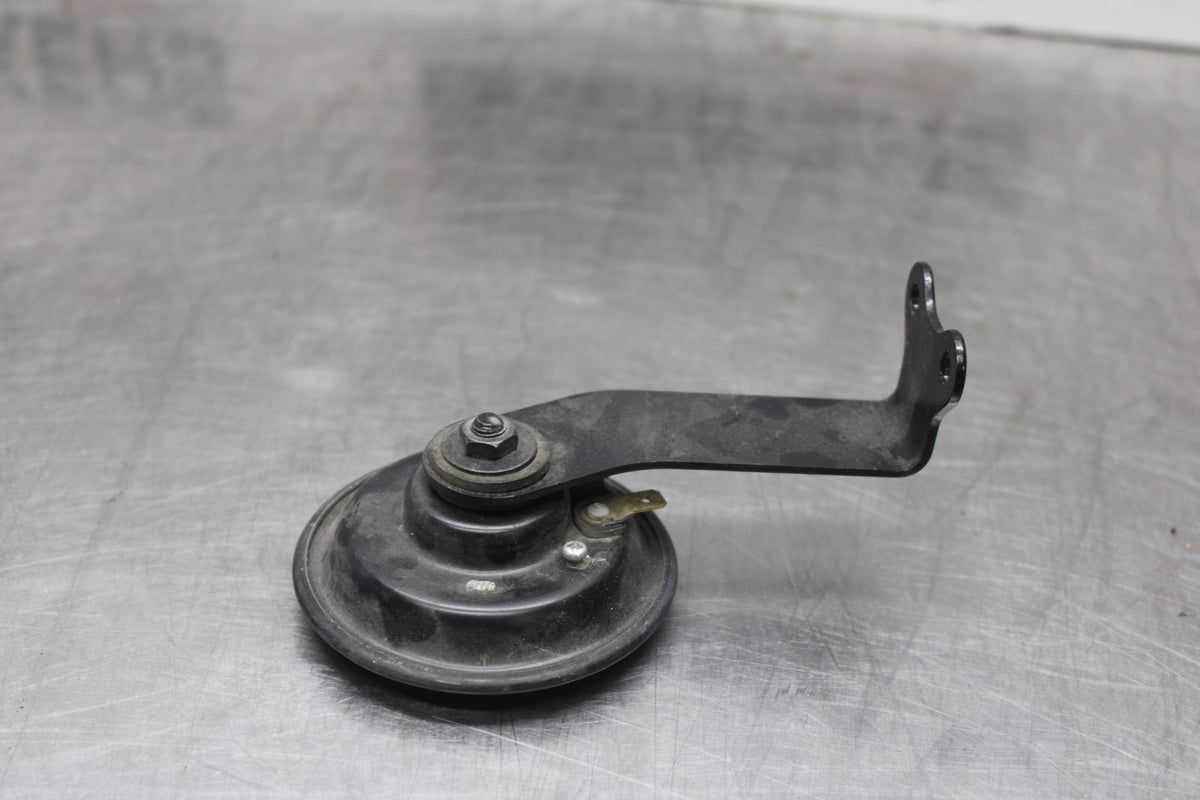11-24 SUZUKI GSXR750 HORN SIGNAL BB879