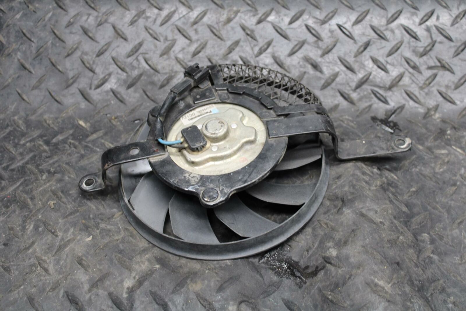 08-09 SUZUKI GSXR600 ENGINE RADIATOR COOLING FAN 17800-01H00 BB204