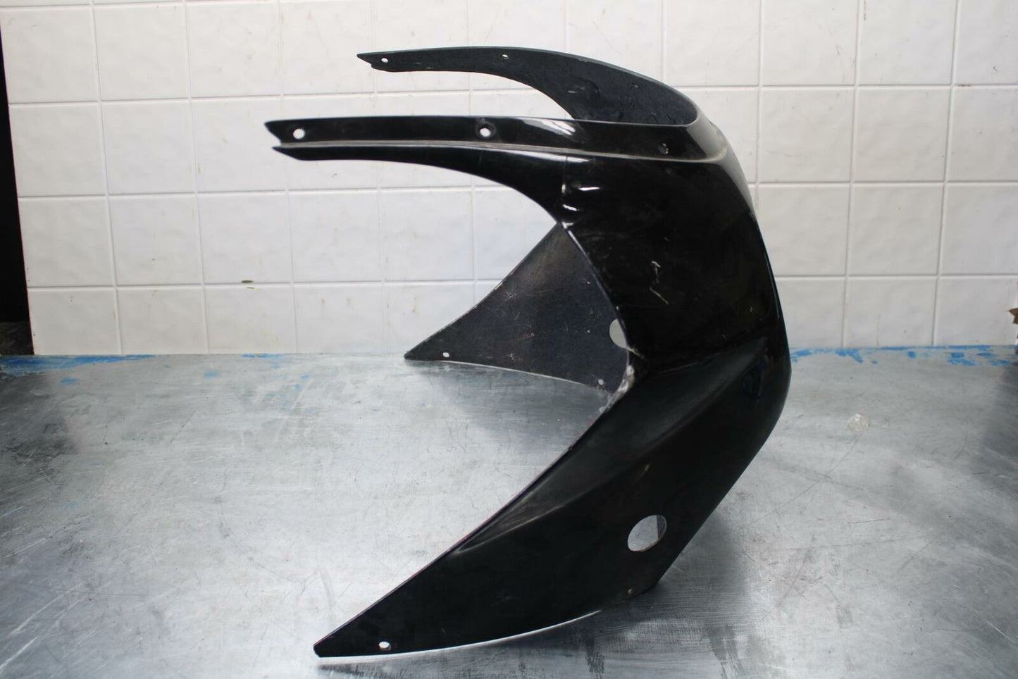 85 YAMAHA RZ500 FIBERGLASS FRONT UPPER NOSE FAIRING COWL SHROUD BB27